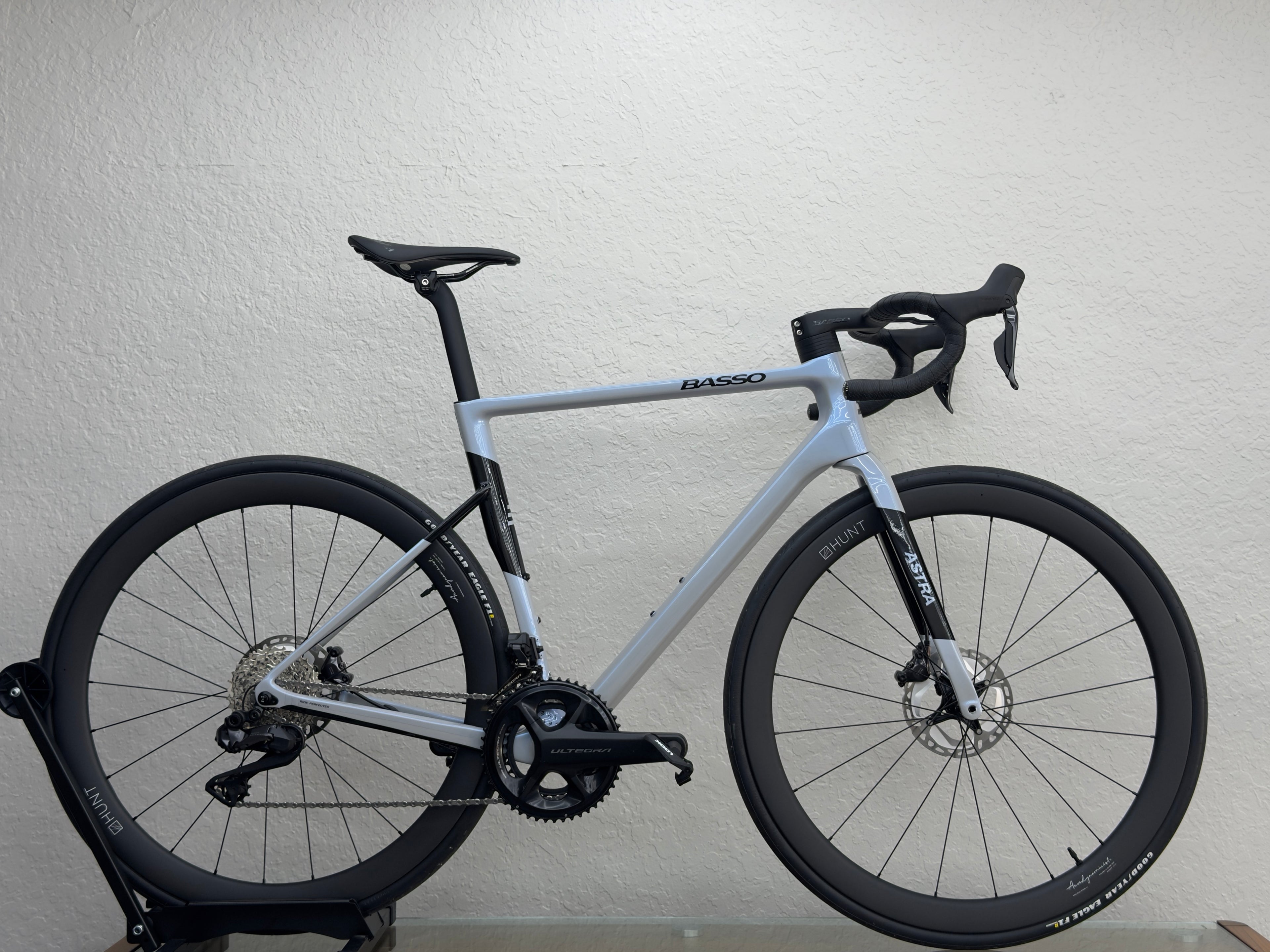 Basso Astra Custom Build
